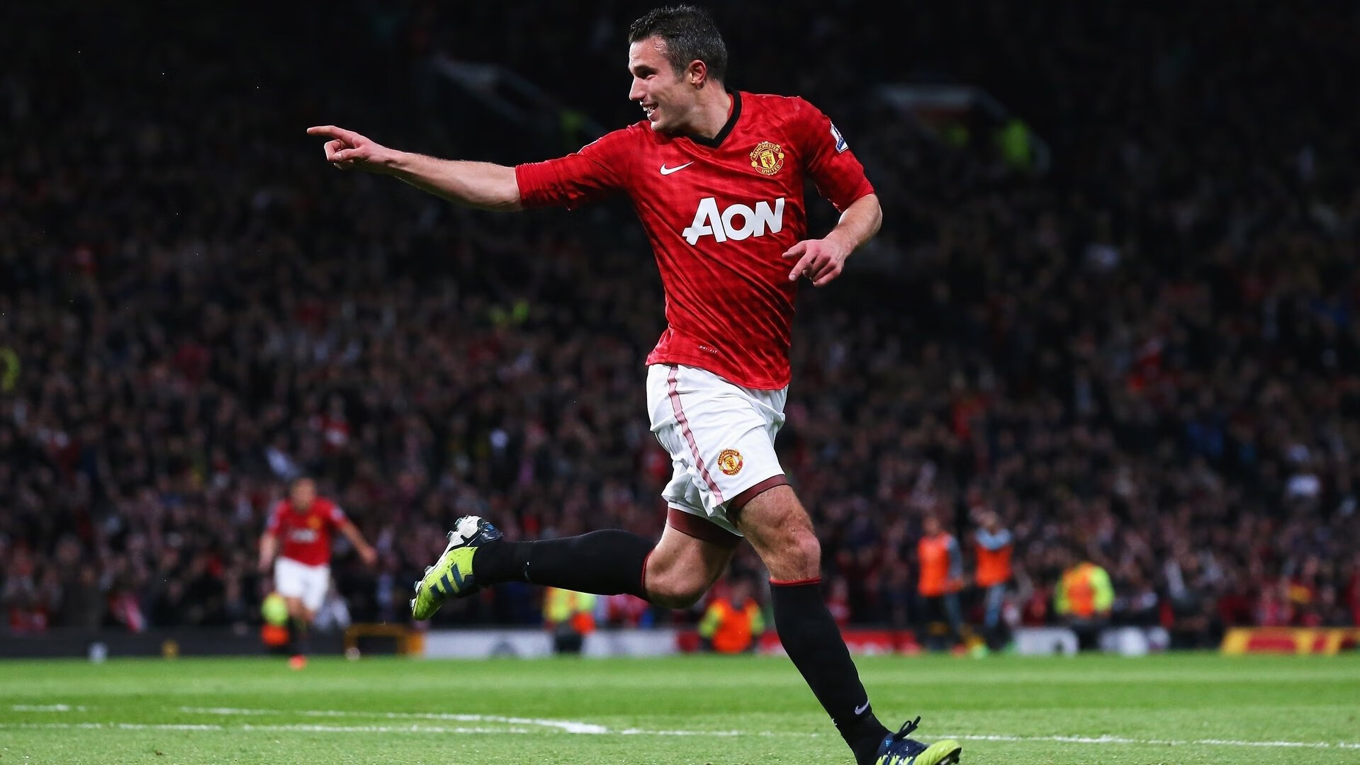 爱游戏娱乐平台-伊朗队后卫吉梅内斯在巴黎奥运会上表现出色，吉梅内斯狼队