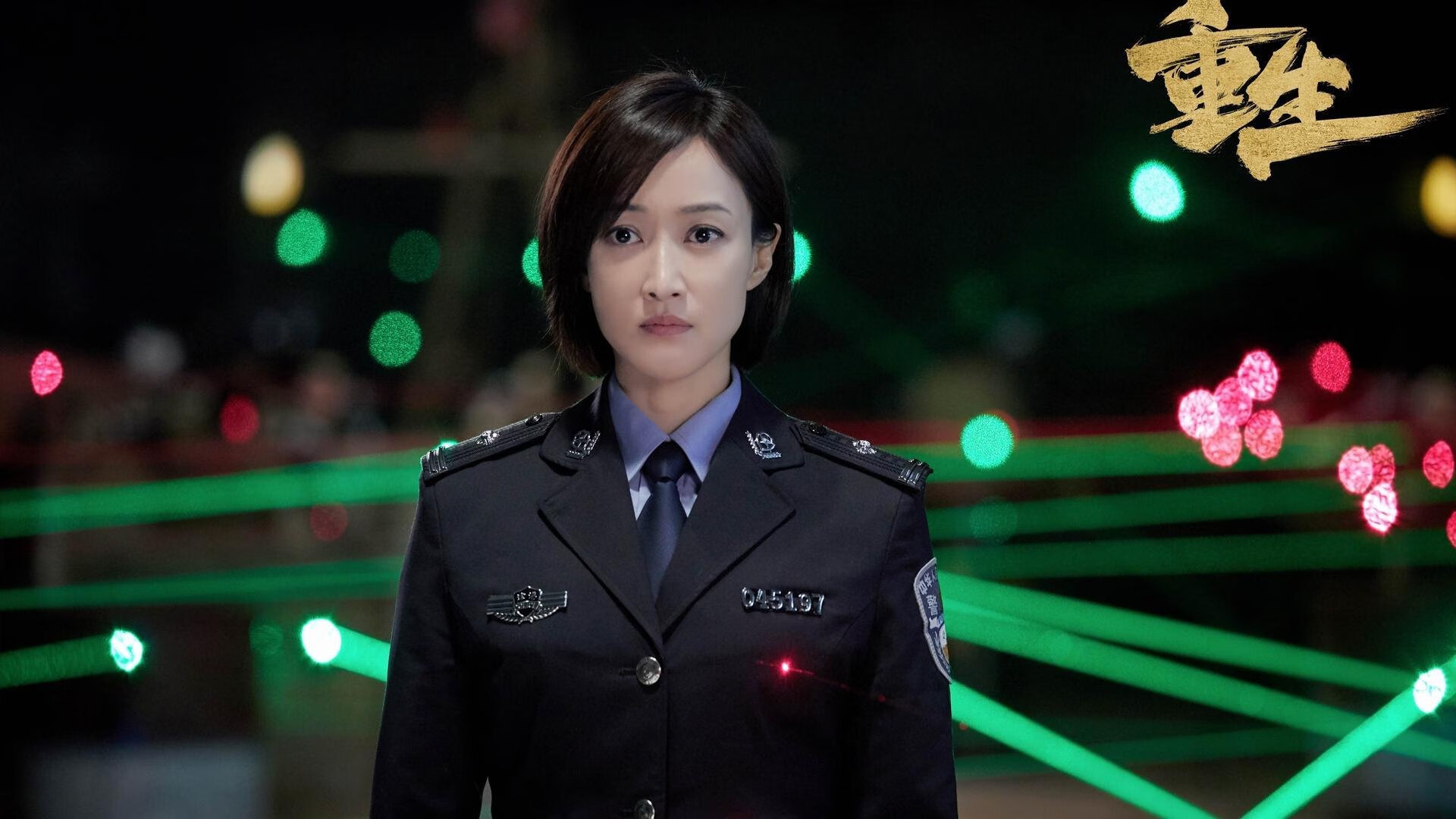 “尼古拉斯·桑特基的技巧与创造力,帮助美洲狮队走向橄榄球巅峰”